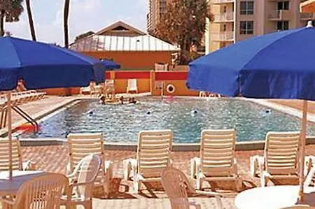 Quality Inn Daytona Beach Oceanfront 2*,